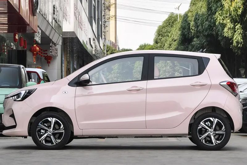 Changan BenBen E-Star